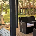 Holiday home Jw Mazury Wakacyjne Nad Jeziorem Dom Kormoran *