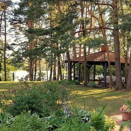 Holiday home Jw Mazury Wakacyjne Nad Jeziorem Dom Kormoran